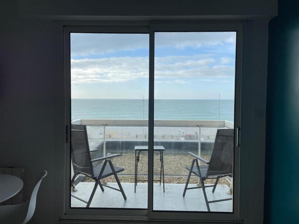 Ideal Famille Et Couple , Vue Mer Residence Calme Fécamp Exterior foto