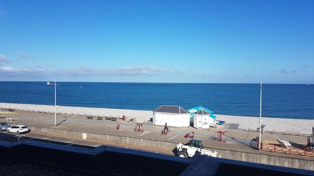 Ideal Famille Et Couple , Vue Mer Residence Calme Fécamp Exterior foto